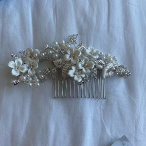 Bridal hair comb